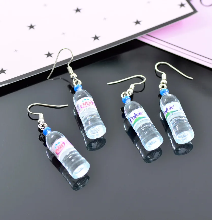 Creative mineral water bottle Earrings pop can Earrings Handmade Jewelry Japanese and Korean friends lovers gifts funny jewelry
Creative mineral water bottle Earrings pop can Earrings Handmade Jewelry Japanese and Korean friends lovers gifts funny jewelry