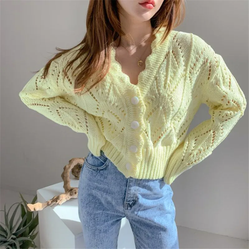 Korean Casual Women's Sweater Solid Color V-neck Wavy Edge Knit Cardigan Female All-matched Fashion Tide Sweaters 2021 Autumn
Korean Casual Women's Sweater Solid Color V-neck Wavy Edge Knit Cardigan Female All-matched Fashion Tide Sweaters 2021 Autumn