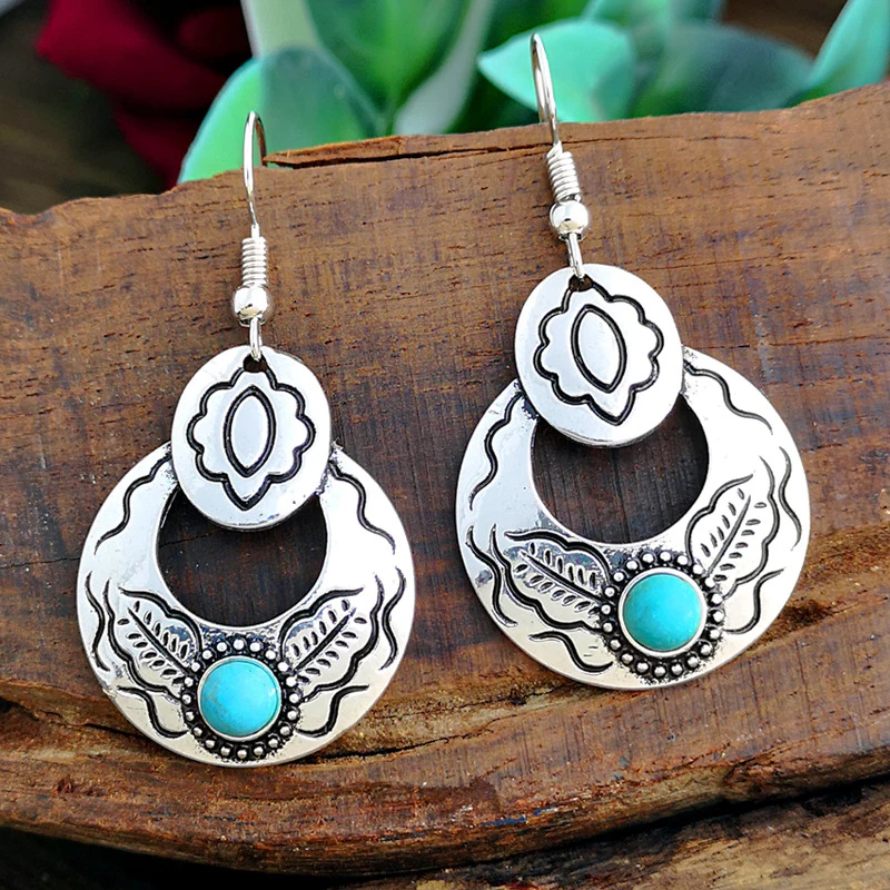 Bohemian Geometric Design Hollow Round Earrings Simple Plant Pattern Turquoises Earrings Women's Jewelry Best Gifts 
Bohemian Geometric Design Hollow Round Earrings Simple Plant Pattern Turquoises Earrings Women's Jewelry Best Gifts