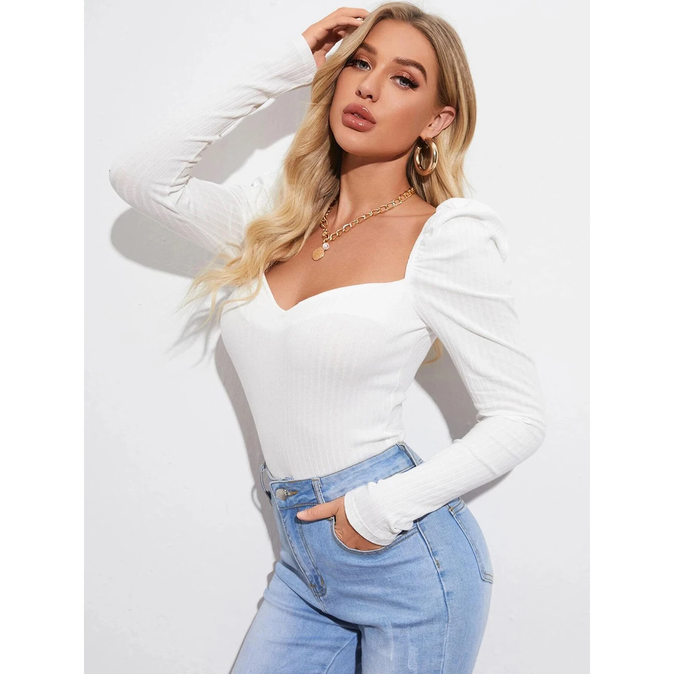 One-Line Collar Top Puff Sleeves Solid Color High Street Sexy Fashion Self-Cultivation Halter Long Sleeves Spring Autumn 2021
One-Line Collar Top Puff Sleeves Solid Color High Street Sexy Fashion Self-Cultivation Halter Long Sleeves Spring Autumn 2021