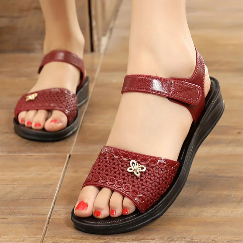 2020 Summer Women's Sandals PU Hook&Loop Casual Mother Sandals Women Platform Flat Sandalias Ladies Female Beach Shoes
2020 Summer Women's Sandals PU Hook&Loop Casual Mother Sandals Women Platform Flat Sandalias Ladies Female Beach Shoes