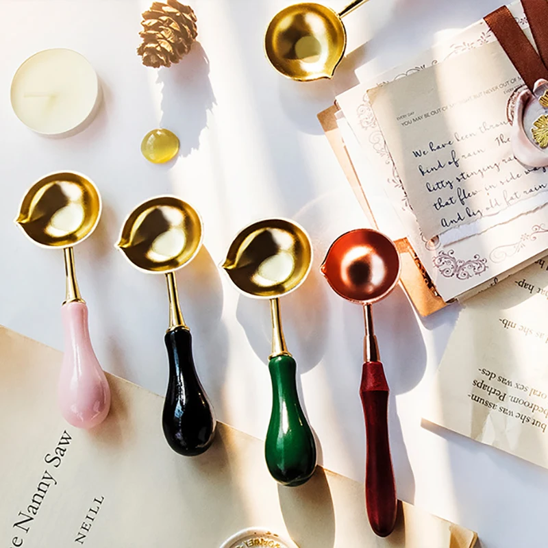 Copper Lacquer Spoon With Wooden Handle Metal High Temperature Lacquer Spoon Fire Paint Stamp Tool Fire Paint Wax Melting Tool
Copper Lacquer Spoon With Wooden Handle Metal High Temperature Lacquer Spoon Fire Paint Stamp Tool Fire Paint Wax Melting Tool