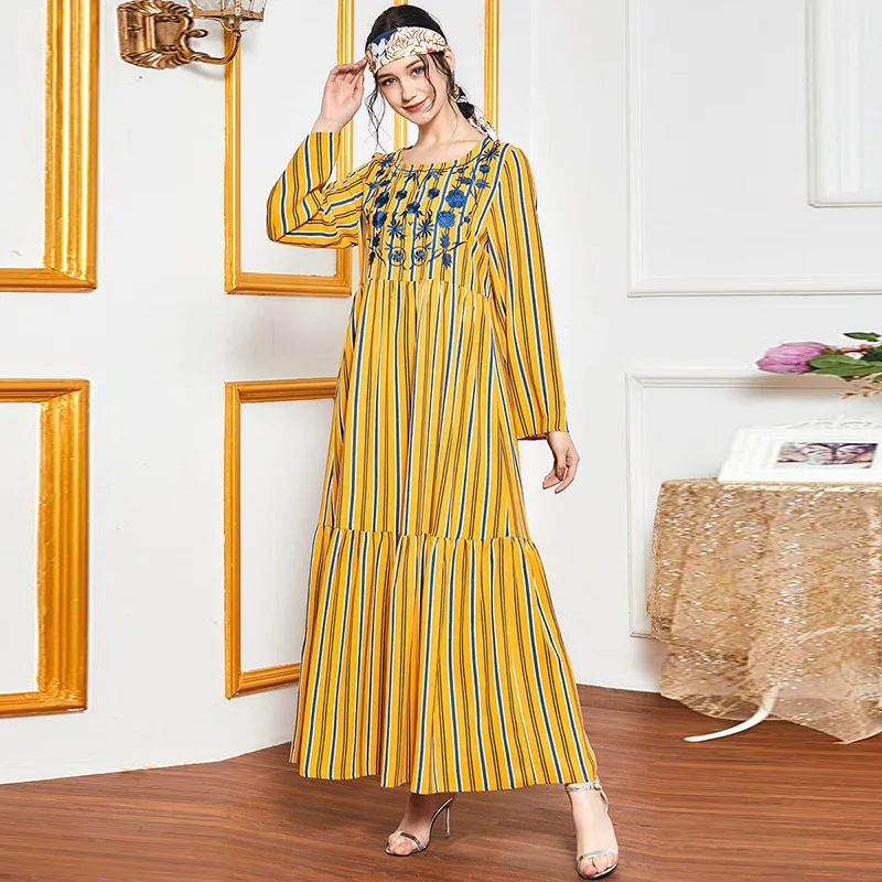 British fashion embroidery women's temperament popular striped printing long-sleeved loose casual dress Muslim womens long skirt
British fashion embroidery women's temperament popular striped printing long-sleeved loose casual dress Muslim womens long skirt
