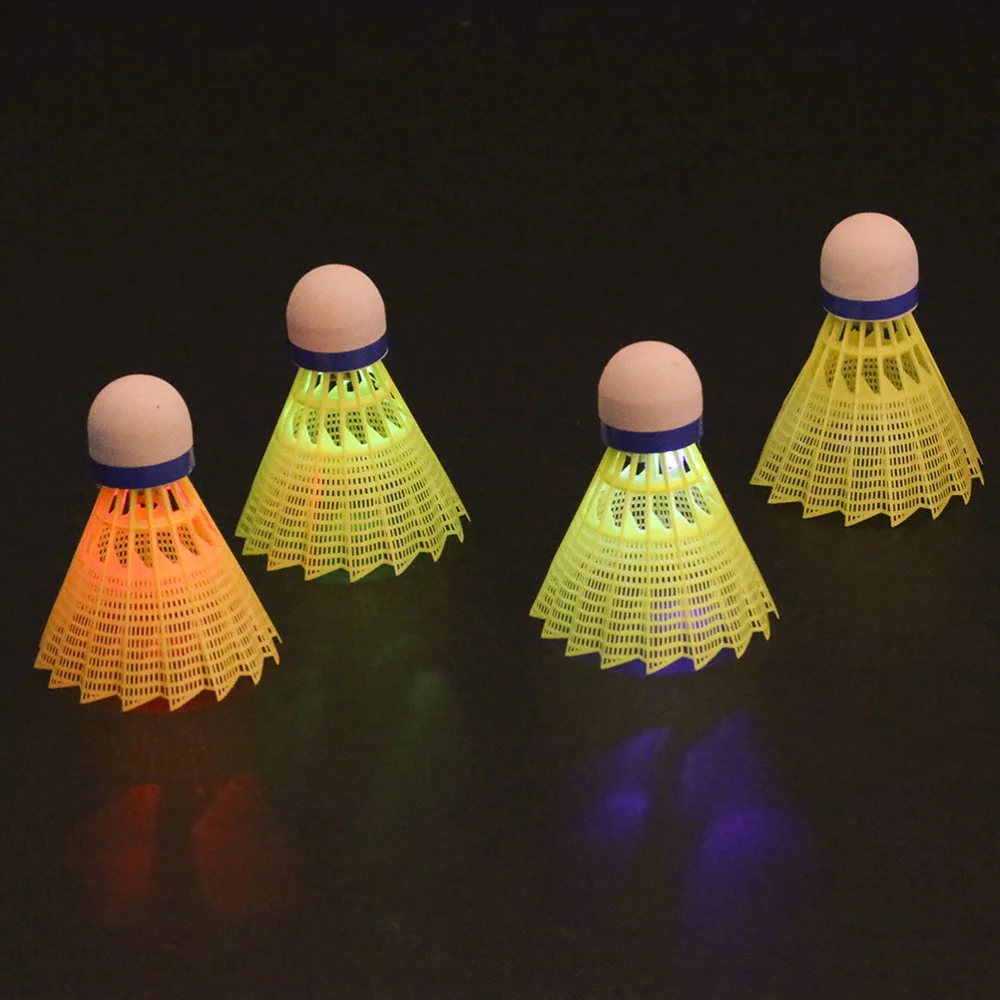 8PCS LED Badminton Shuttlecocks Lighting Birdies Shuttlecock for Indoor Outdoor Sports Activities (Lamplight Color for Random)
8PCS LED Badminton Shuttlecocks Lighting Birdies Shuttlecock for Indoor Outdoor Sports Activities (Lamplight Color for Random)
