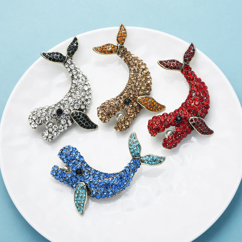 

Wuli&baby Big Sparking Rhinestone Dolphin Brooches For Women Men 4-Color Peace Sea Fish Party Office Brooch Pin Gifts