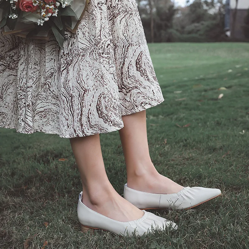Smeeroon Handmade Genuine Leather Shoes Women Pumps Pleated Slip On Spring Summer Classic High Heels Casual Shoes Ladies
Smeeroon Handmade Genuine Leather Shoes Women Pumps Pleated Slip On Spring Summer Classic High Heels Casual Shoes Ladies