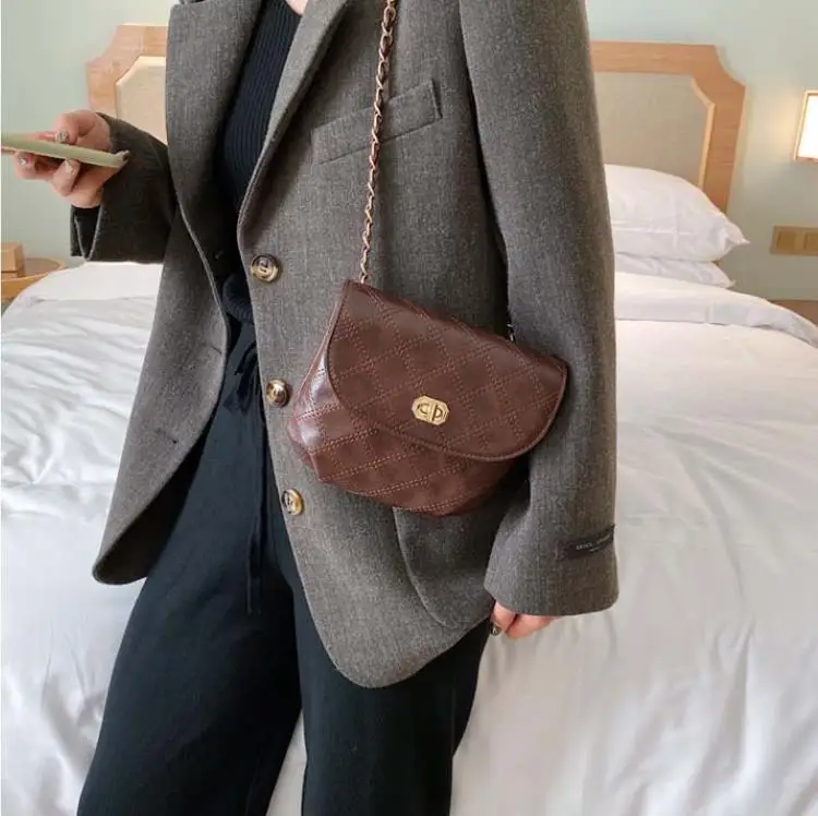 Leisure Women's Bag New 2019 Autumn and Winter New Products Fashion Rhomboid Feeling Single Shoulder Oblique Satchel Bag
Leisure Women's Bag New 2019 Autumn and Winter New Products Fashion Rhomboid Feeling Single Shoulder Oblique Satchel Bag