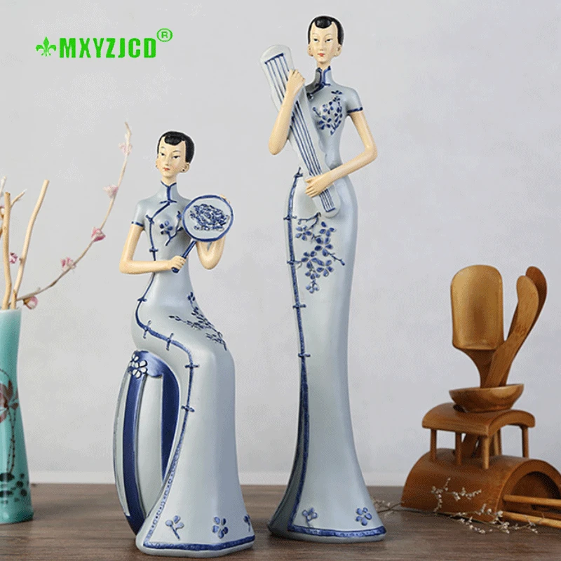 Chinese Style Lady's Resin Decoration Blue And White Porcelain Pattern Coffee Table Furnishings Home Decorations Accessories
Chinese Style Lady's Resin Decoration Blue And White Porcelain Pattern Coffee Table Furnishings Home Decorations Accessories