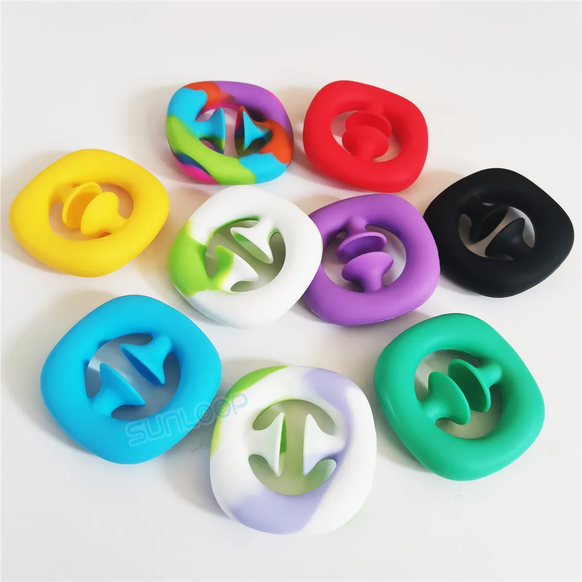 Sniper antistress Snappers Finger Sensory Fidget Toy Party Popper Noise Maker Grab and Snap Hand simple dimpl Squeeze Toys Adult
Sniper antistress Snappers Finger Sensory Fidget Toy Party Popper Noise Maker Grab and Snap Hand simple dimpl Squeeze Toys Adult