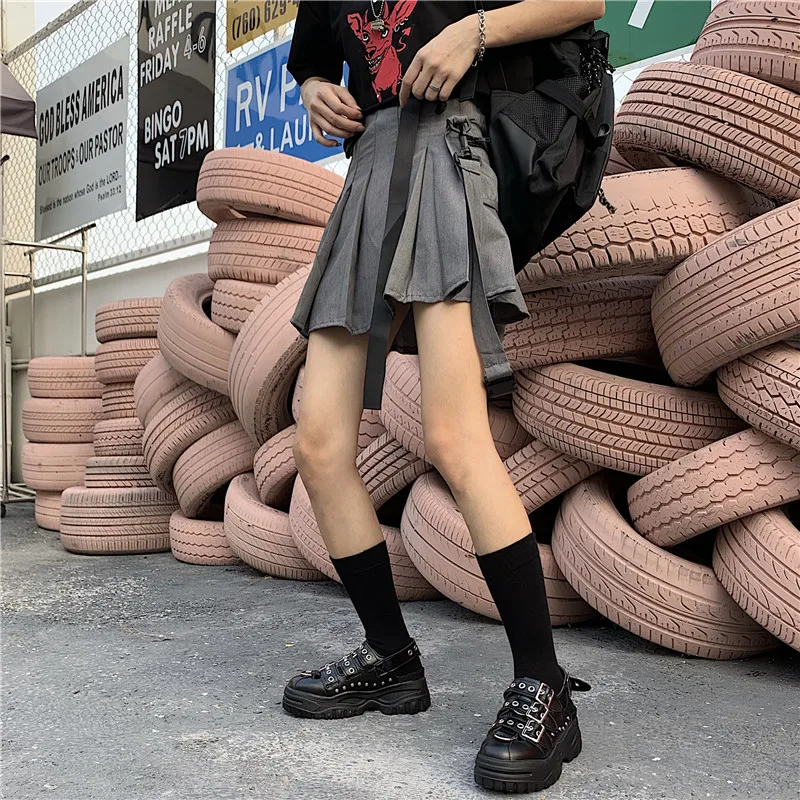 Gothic punk high waist new casual fashion women pocket summer hip hop Harajuku Plain pleated skirt
Gothic punk high waist new casual fashion women pocket summer hip hop Harajuku Plain pleated skirt
