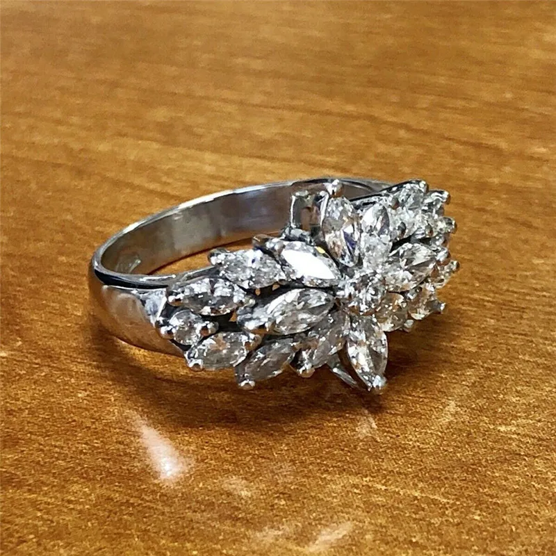 Фото Huitan Bling Кубический Цирконий обручальные кольца высокого качества серебряного