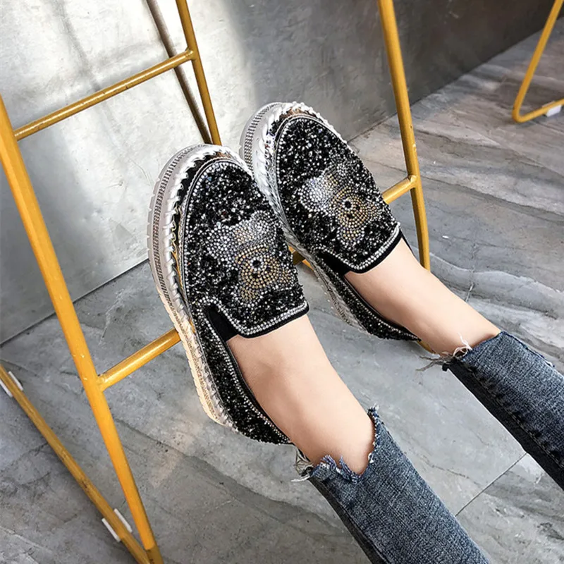 flat sole shoes women's fall 2020 new versatile fashion Rhinestone sequins pedal muffin thick soled lefook shoes trend
flat sole shoes women's fall 2020 new versatile fashion Rhinestone sequins pedal muffin thick soled lefook shoes trend