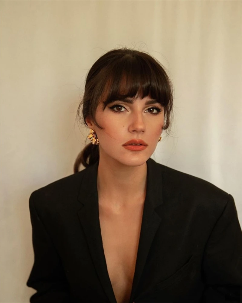 Small three-dimensional petal earrings European and American geometric irregular exaggerated design high-grade retro earrings
Small three-dimensional petal earrings European and American geometric irregular exaggerated design high-grade retro earrings
