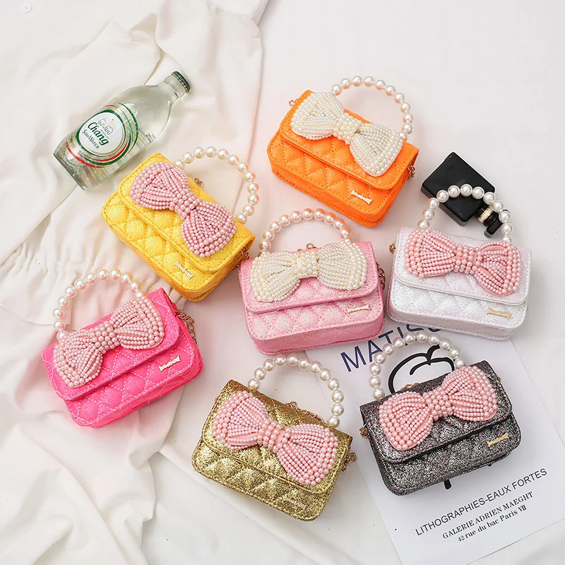 Korean Kids Mini Purses and Handbags Cute Pearl Crossbody Bags for Baby Girls Small Coin Pouch Girl Party Hand Bags Gift
Korean Kids Mini Purses and Handbags Cute Pearl Crossbody Bags for Baby Girls Small Coin Pouch Girl Party Hand Bags Gift