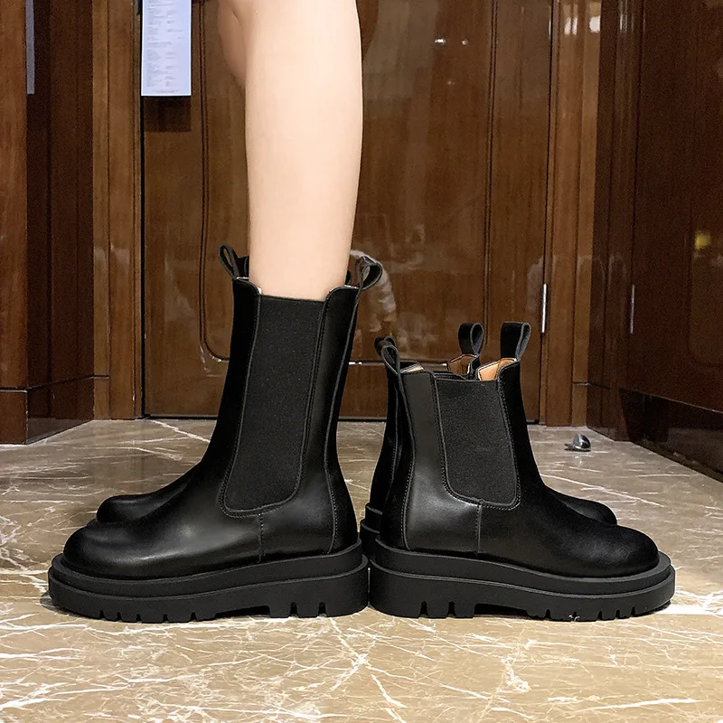Women Chunky Heel Boots Woman Shoes Autumn Brand Designer Chelsea Boots Female Platform Boots Lasdies Fashion Black Boots
Women Chunky Heel Boots Woman Shoes Autumn Brand Designer Chelsea Boots Female Platform Boots Lasdies Fashion Black Boots