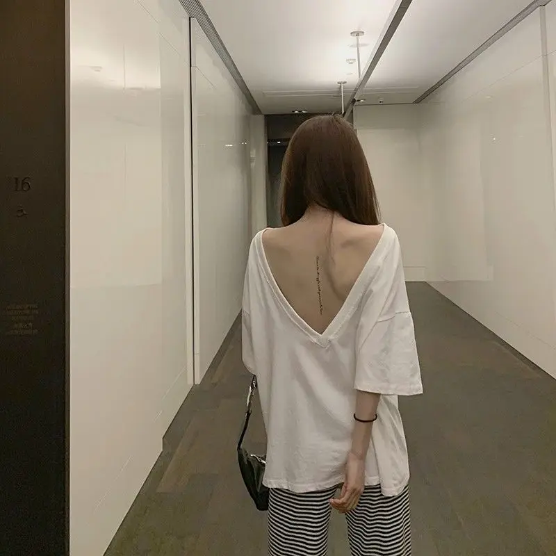 2020 New Backless Top Mid-Length Loose All-match Student Short-Sleeved T-shirt Female Girlfriends Tops Bottoming Shirt
2020 New Backless Top Mid-Length Loose All-match Student Short-Sleeved T-shirt Female Girlfriends Tops Bottoming Shirt
