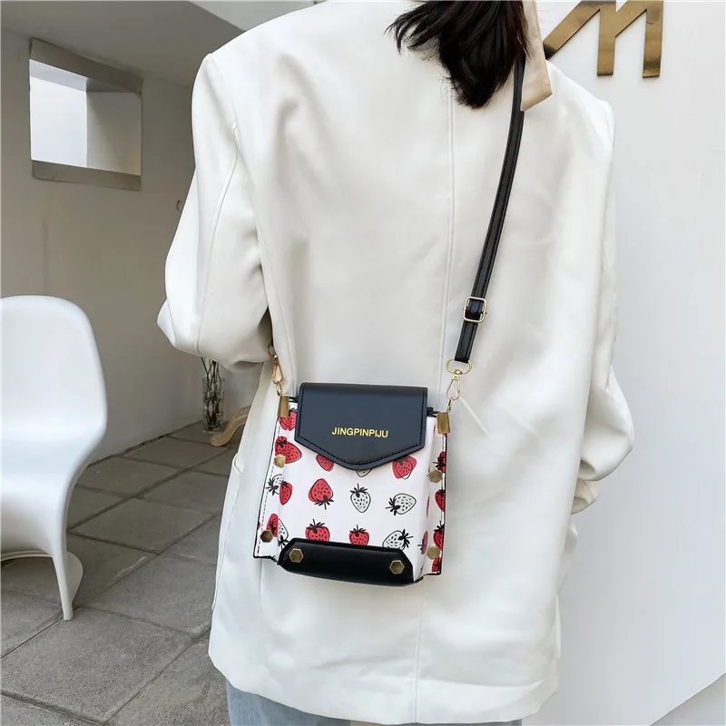 Strawberry Bags for Women 2021 Fashion Sunmmer Female Leather Bag Cut Bag Mini Messenger Japanese Kawaii Free Shipping
Strawberry Bags for Women 2021 Fashion Sunmmer Female Leather Bag Cut Bag Mini Messenger Japanese Kawaii Free Shipping