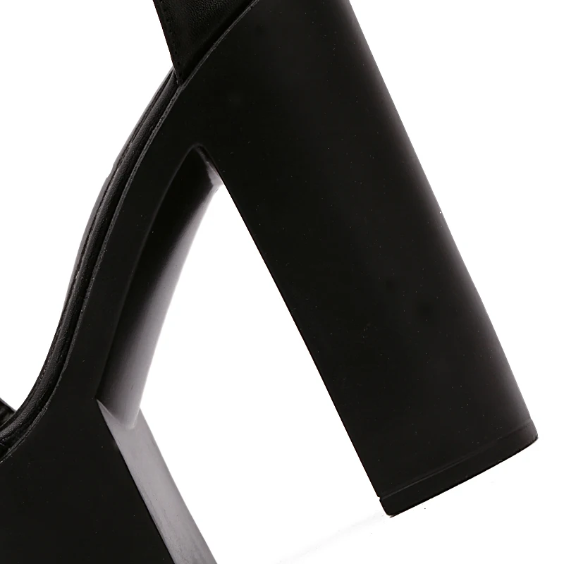 Waterproof platform super high heel sandals simple word catwalk catwalk buckle thick bottom nightclub high heel women shoes
Waterproof platform super high heel sandals simple word catwalk catwalk buckle thick bottom nightclub high heel women shoes