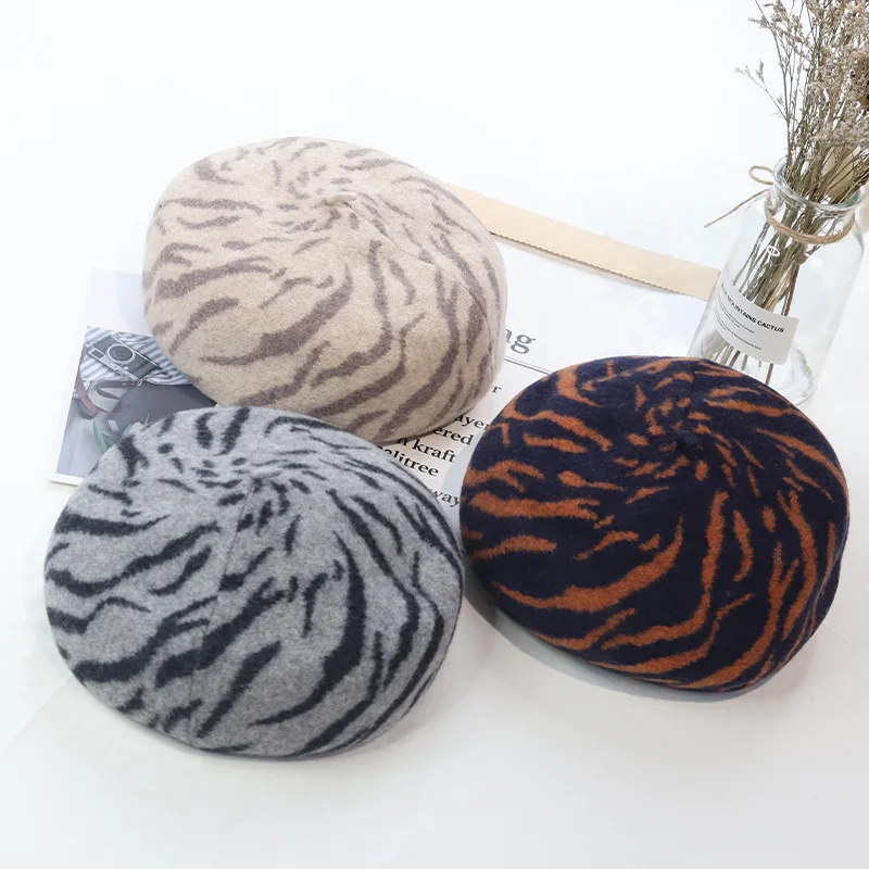 Winter Hat Korean All-Match Beret Women's Japanese- Retro Striped Jacquard Beret Wool Warm Painter Cap
Winter Hat Korean All-Match Beret Women's Japanese- Retro Striped Jacquard Beret Wool Warm Painter Cap