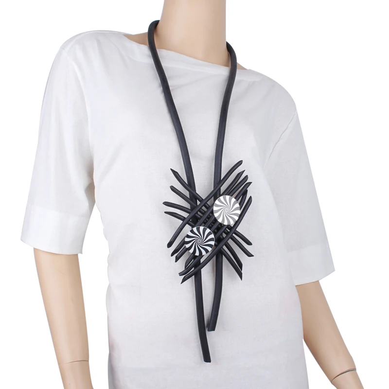 YD&YDBZ Strange Round Matching Long Necklaces For Women Fashion Irregular Pendant Necklace Exaggeration Jewelry Sweater Chain
YD&YDBZ Strange Round Matching Long Necklaces For Women Fashion Irregular Pendant Necklace Exaggeration Jewelry Sweater Chain