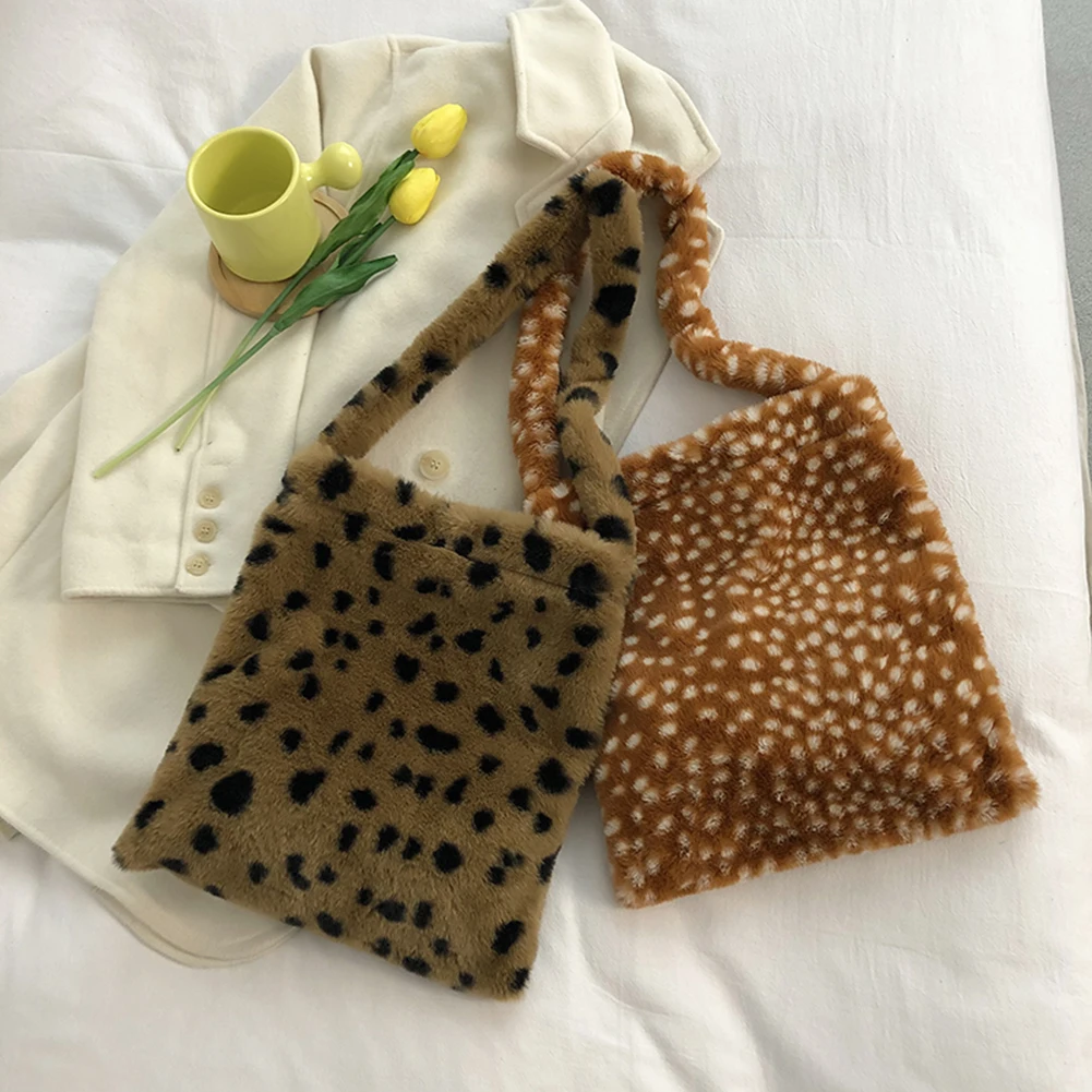 Women Plush Shoulder Bag Cute Animal Print Plush Shoulder Bag Soft Canvas Tote Ladies Autumn Winter Large Capacity Shopping Bag
Women Plush Shoulder Bag Cute Animal Print Plush Shoulder Bag Soft Canvas Tote Ladies Autumn Winter Large Capacity Shopping Bag