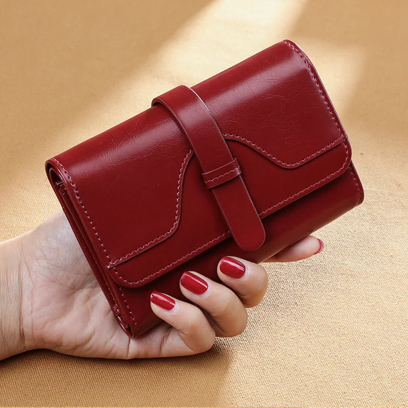 Женские кошельки из натуральной кожи 2021, короткий женский кошелек из вощеной кожи на двойной молнии, клатч, дизайнерский кошелек с нескольк...
Женские кошельки из натуральной кожи 2021, короткий женский кошелек из вощеной кожи на двойной молнии, клатч, дизайнерский кошелек с нескольк...