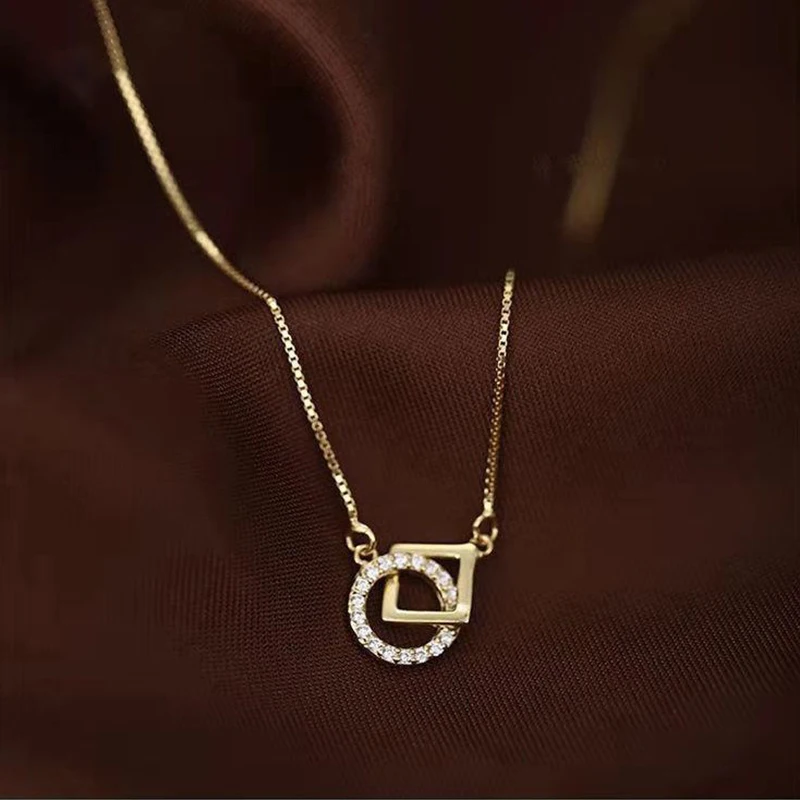 Vintage Fashion Necklace For Women Cute Indie Couple Chains Kakegurui Gothic Accessories Kpop Body Jewelry Charm Pendant.
Vintage Fashion Necklace For Women Cute Indie Couple Chains Kakegurui Gothic Accessories Kpop Body Jewelry Charm Pendant.