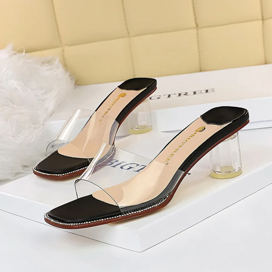 Summer Women's Korean Style Simple Daily Crystal Thick High-heeled Square Toe Open-toe Women's Slippers
Summer Women's Korean Style Simple Daily Crystal Thick High-heeled Square Toe Open-toe Women's Slippers