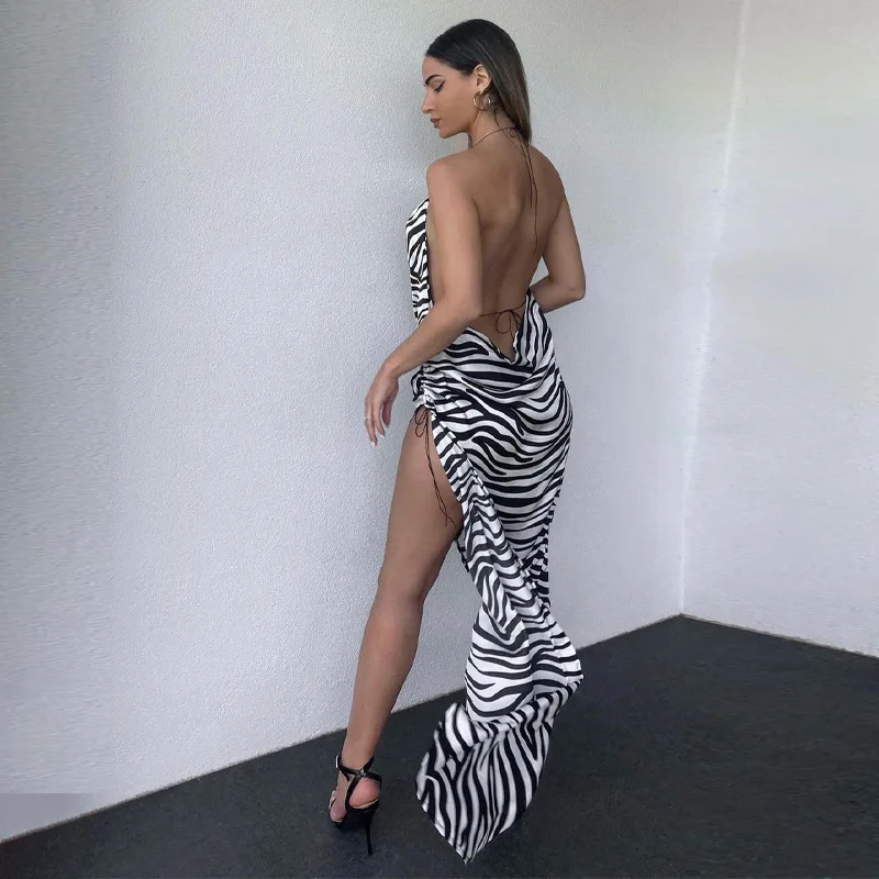 European And American Women's Skirts 2021 Summer New Zebra Pattern Sexy Split Halter Party Hanging Neck Suspender Dress Girl
European And American Women's Skirts 2021 Summer New Zebra Pattern Sexy Split Halter Party Hanging Neck Suspender Dress Girl