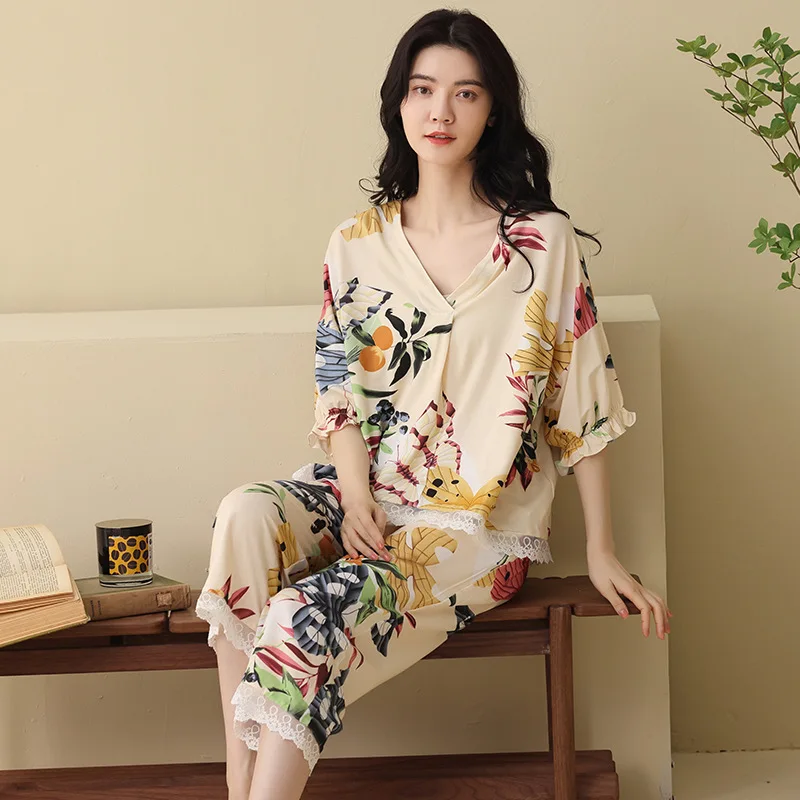 2 Piece Colorful Pajamas Suit With Shorts Floral Print Lace V Neck Pyjamas For Ladies Soft Thin Mujer Night Clothing Plus Size
2 Piece Colorful Pajamas Suit With Shorts Floral Print Lace V Neck Pyjamas For Ladies Soft Thin Mujer Night Clothing Plus Size