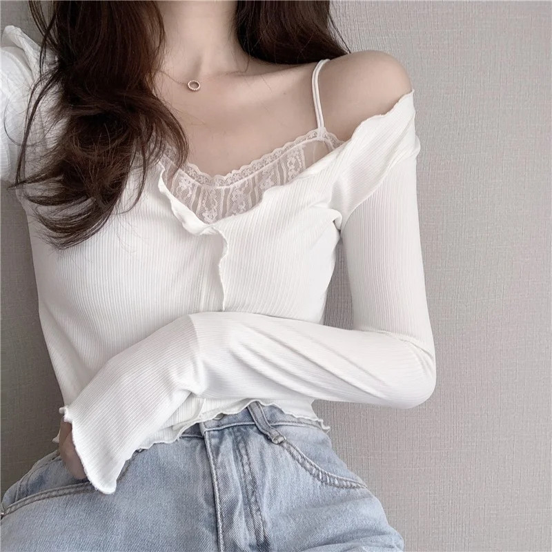Women's Autumn Splicing Sexy Off Shoulder Bottoming T-shirts White Lace Fake Two Piece Elegant Suspender Long Sleeve Short Tops
Women's Autumn Splicing Sexy Off Shoulder Bottoming T-shirts White Lace Fake Two Piece Elegant Suspender Long Sleeve Short Tops