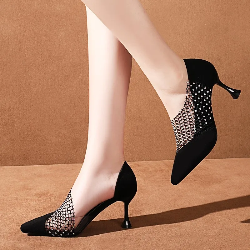 Pointed High Heels Female New The Wild Shallow Mouth Stiletto Elegant Women Sexy Single Shoes French Girl Work Shoes W32-38
Pointed High Heels Female New The Wild Shallow Mouth Stiletto Elegant Women Sexy Single Shoes French Girl Work Shoes W32-38