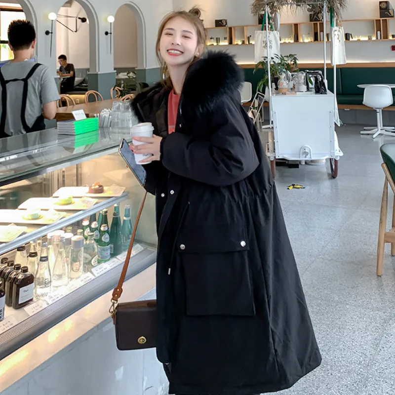 Korean Style Women's Parkas Solid Color Long Sleeves Big Fur Collar Zipper Single Breasted Pockets Long Coats Women Winter
Korean Style Women's Parkas Solid Color Long Sleeves Big Fur Collar Zipper Single Breasted Pockets Long Coats Women Winter