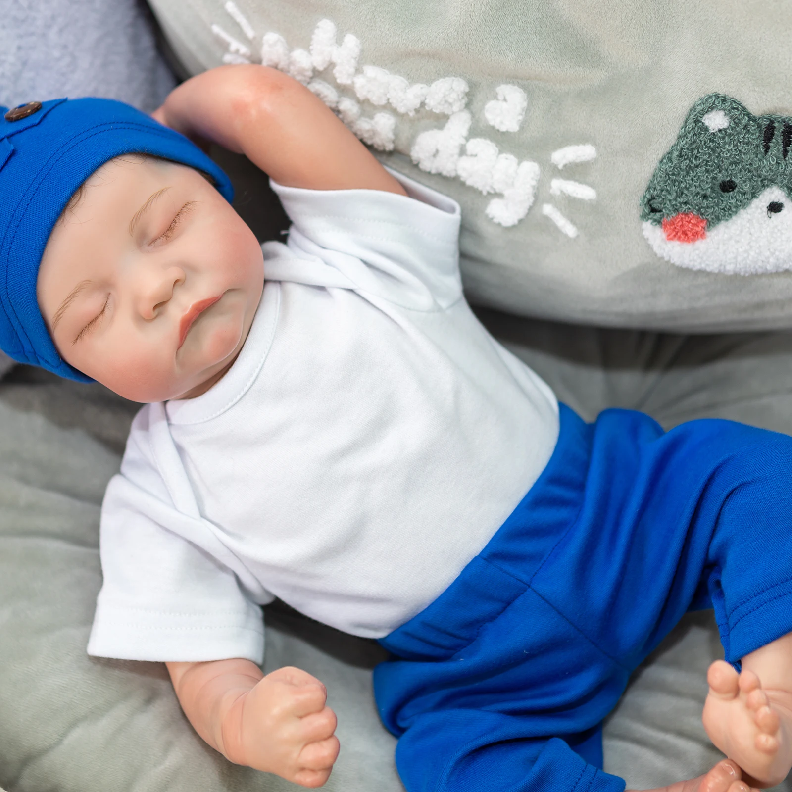 Реалистичная кукла-младенец Levi reborn 49 см, Микс-младенец reborn boy, Реалистичная мягкая на ощупь Кукла-младенец 100%, подарок ручной работы
Реалистичная кукла-младенец Levi reborn 49 см, Микс-младенец reborn boy, Реалистичная мягкая на ощупь Кукла-младенец 100%, подарок ручной работы