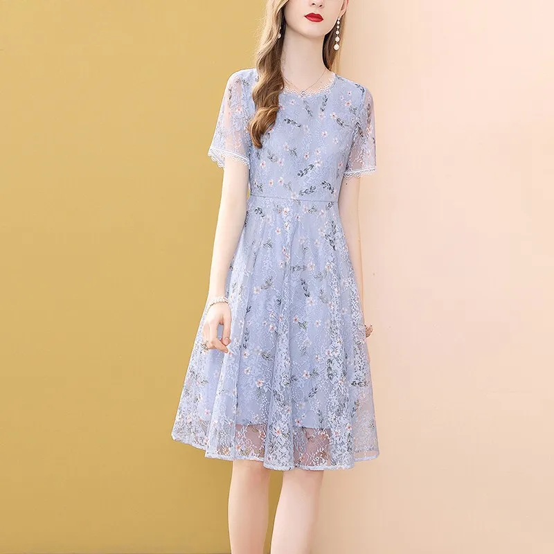 2020 Summer Fashion Womens Blue Lace Floral Short Sleeve Pleated Dress , Woman Female Slim High Waisted Korean Dresses
2020 Summer Fashion Womens Blue Lace Floral Short Sleeve Pleated Dress , Woman Female Slim High Waisted Korean Dresses