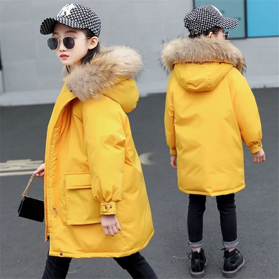 2021 Winter children down jacket Girls' waterproof & warm thick coat Big girl's fashionable natural fur collar cold-proof jacket
2021 Winter children down jacket Girls' waterproof & warm thick coat Big girl's fashionable natural fur collar cold-proof jacket