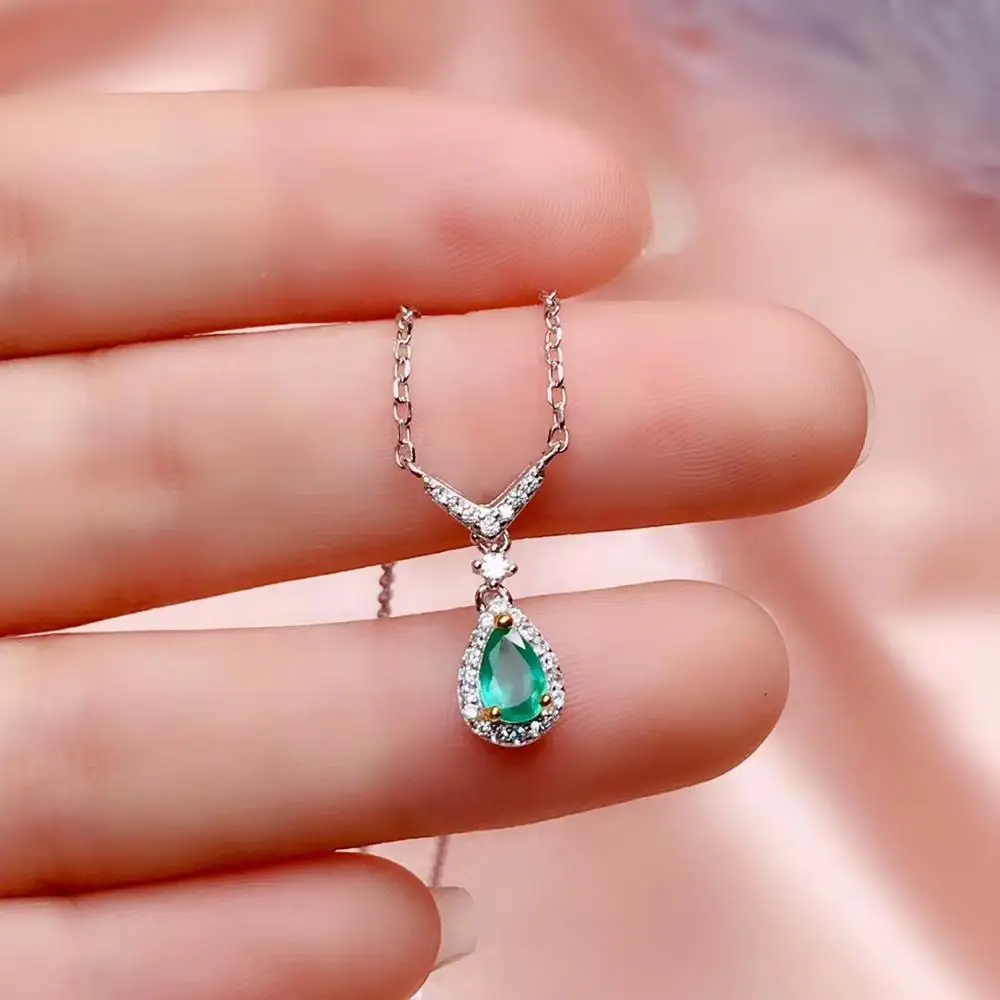 Natural green Emerald gem Necklace Natural gemstone Pendant Necklace 925 sliver trendy Lovely water drop girl party gift Jewelry
Natural green Emerald gem Necklace Natural gemstone Pendant Necklace 925 sliver trendy Lovely water drop girl party gift Jewelry