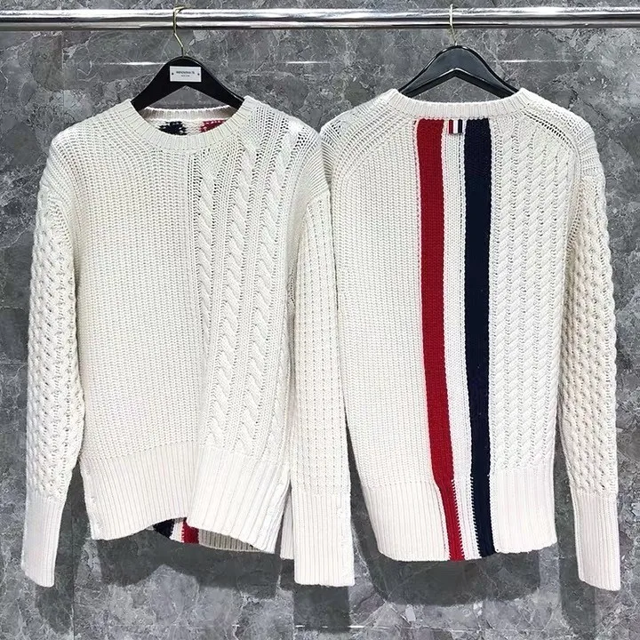 1 new style of retro twist thick pure garment round neck Pullover Sweater for men and women
1 new style of retro twist thick pure garment round neck Pullover Sweater for men and women
