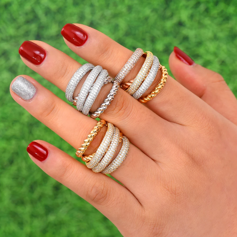 Blachette Luxury 3 Tone Twist Layers Chic Wide Rings for Women Wedding Cubic Zircon African Bridal Dubai Finger Ring Jewelry
Blachette Luxury 3 Tone Twist Layers Chic Wide Rings for Women Wedding Cubic Zircon African Bridal Dubai Finger Ring Jewelry