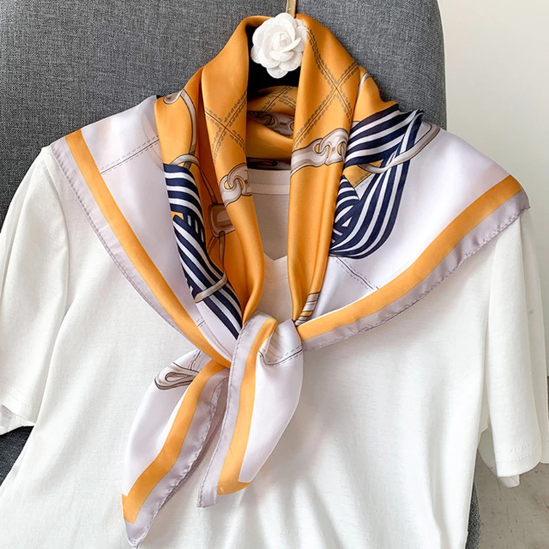 Spring new Korean wild small square women fashion simulation silk clothing decoration scarf dual-purpose shawl Bandana Scarves
Spring new Korean wild small square women fashion simulation silk clothing decoration scarf dual-purpose shawl Bandana Scarves