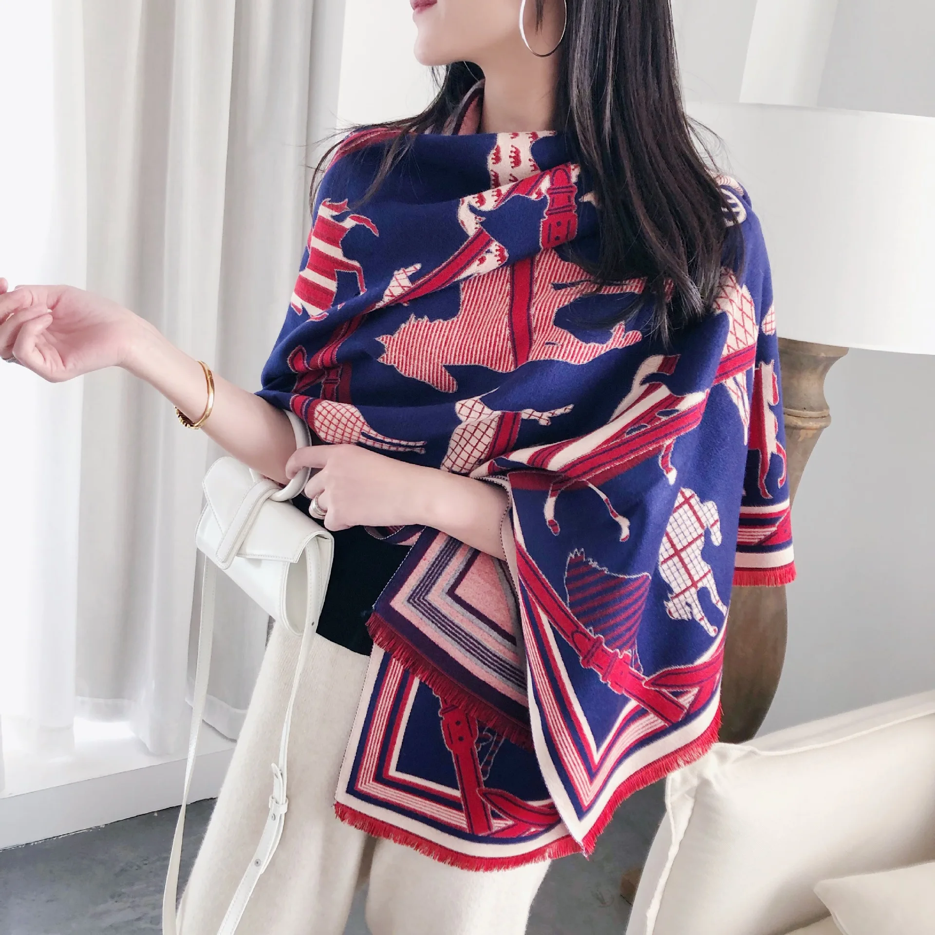 2020 Fashion Thickened wool Scarf winter Cashmere Scarves lady seaside Sunscreen Beach towel popular warmth carriage chain Shawl
2020 Fashion Thickened wool Scarf winter Cashmere Scarves lady seaside Sunscreen Beach towel popular warmth carriage chain Shawl