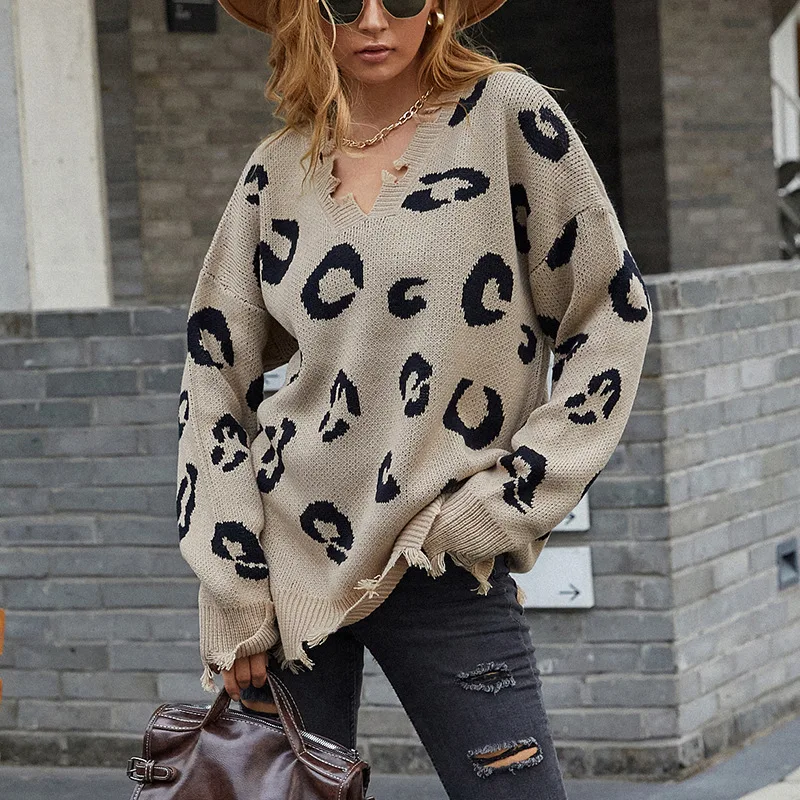 Autumn and Winter New Sweater V-neck Leopard Fringed Sweater Fashion Casual Loose Sexy Women's Warm Sweater
Autumn and Winter New Sweater V-neck Leopard Fringed Sweater Fashion Casual Loose Sexy Women's Warm Sweater
