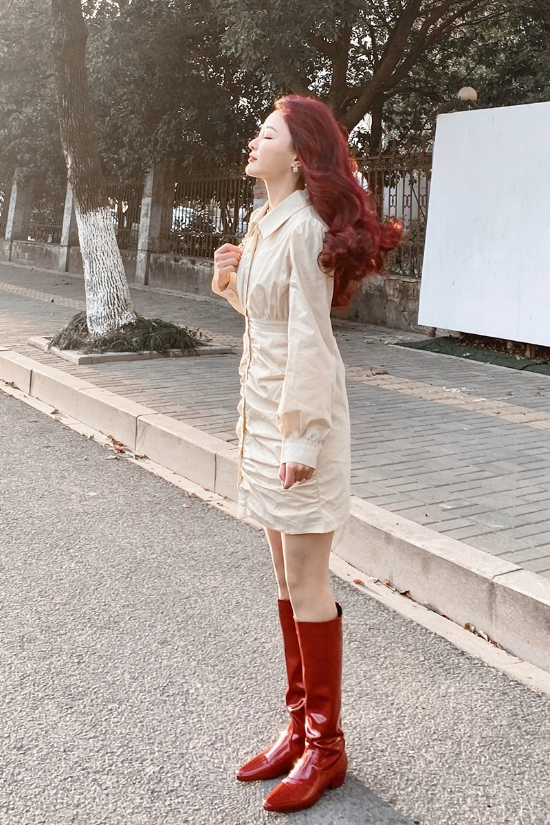 Yellow shirt skirt female design sense niche mid-length temperament waist slimming long-sleeved pleated dress
Yellow shirt skirt female design sense niche mid-length temperament waist slimming long-sleeved pleated dress