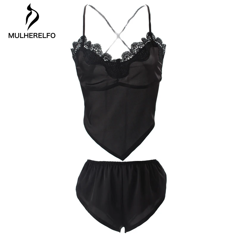 Sexy Satin Bellyband Pajamas Set Women Lingerie Lace Perspective Temptation Female Nightwear Brassiere Shorts Sleepwear Homewear
Sexy Satin Bellyband Pajamas Set Women Lingerie Lace Perspective Temptation Female Nightwear Brassiere Shorts Sleepwear Homewear
