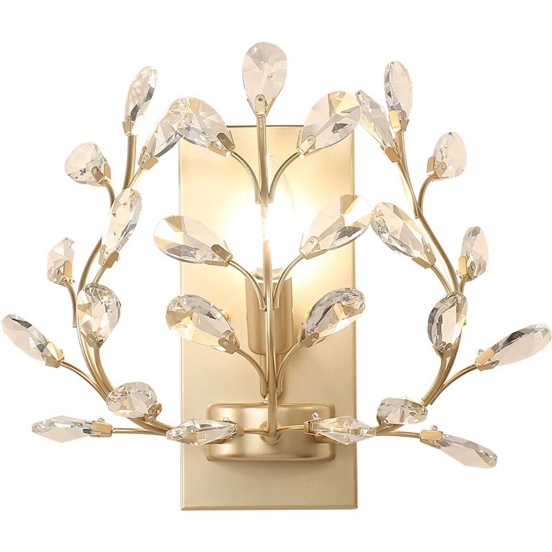 Nordic style crystal wall lamp wall lamp bedroom bedside wall lamp creative simple gold / silver crystal lamp for home lighting
Nordic style crystal wall lamp wall lamp bedroom bedside wall lamp creative simple gold / silver crystal lamp for home lighting