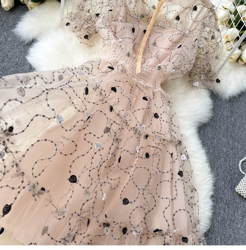 Ladies 2021 New Spring Summer Casual Fashion Sweet Lace Chic Dress High Waist Round Collar Short Sleeve Women's Dress
Ladies 2021 New Spring Summer Casual Fashion Sweet Lace Chic Dress High Waist Round Collar Short Sleeve Women's Dress