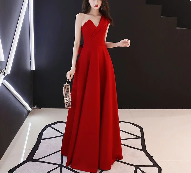 Red Rose Simple Shoulder Dress Strapless Floor-Length Elegant Temperament Is Rich and Beautifuldresses for Women Party 2021
Red Rose Simple Shoulder Dress Strapless Floor-Length Elegant Temperament Is Rich and Beautifuldresses for Women Party 2021