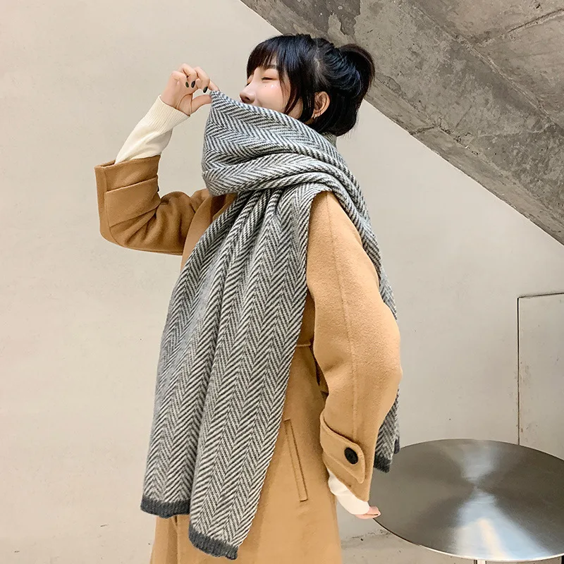 2020 Autumn winter scarf women high quality herringbone pattern warm big shawl student art simple solid color long scarf stoles
2020 Autumn winter scarf women high quality herringbone pattern warm big shawl student art simple solid color long scarf stoles