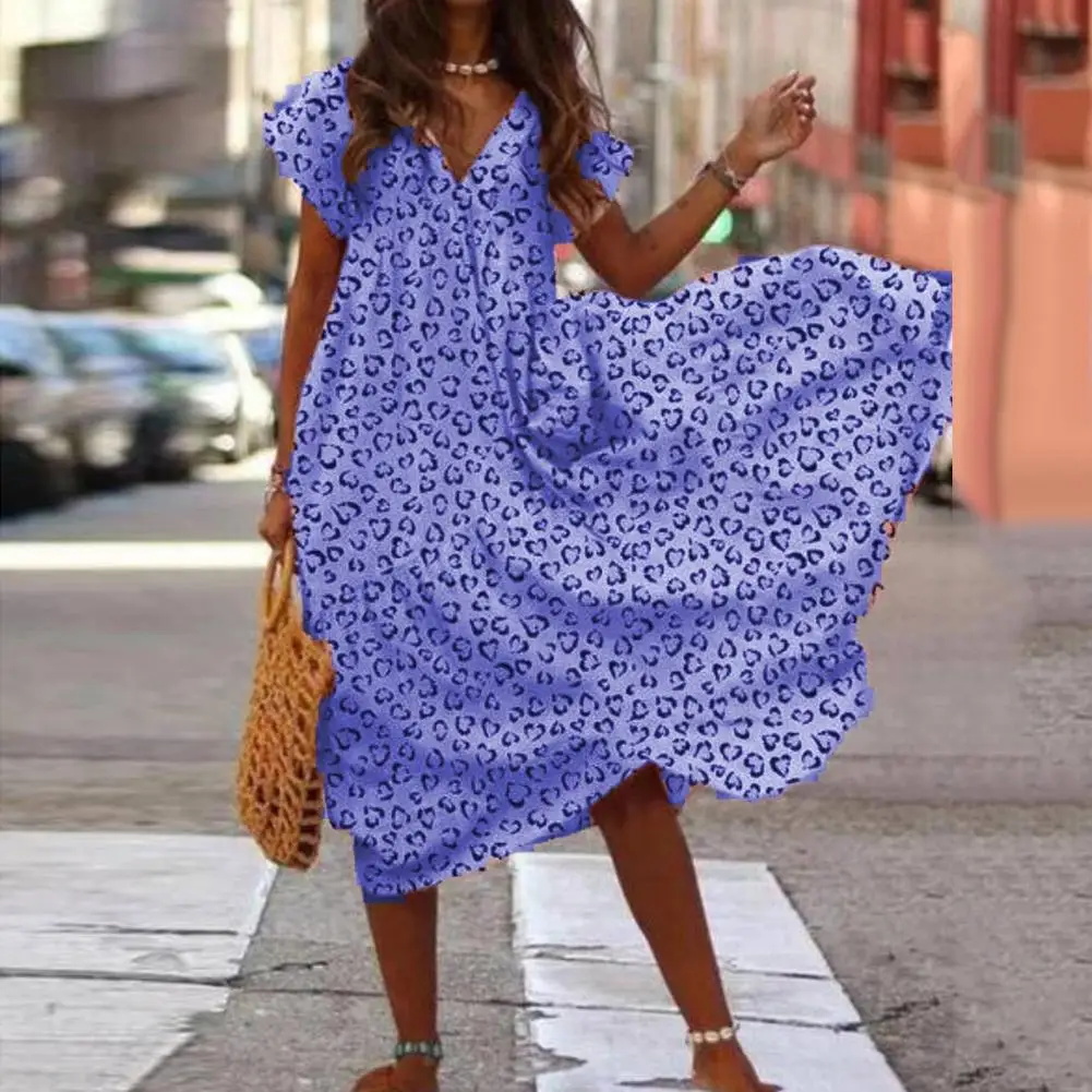 2021 Heart Print Women Dress Summer Large Hem MIdi Dresses V-Neck Short Sleeve Loose Female Vintage Beach Party Dress Vestidos
2021 Heart Print Women Dress Summer Large Hem MIdi Dresses V-Neck Short Sleeve Loose Female Vintage Beach Party Dress Vestidos