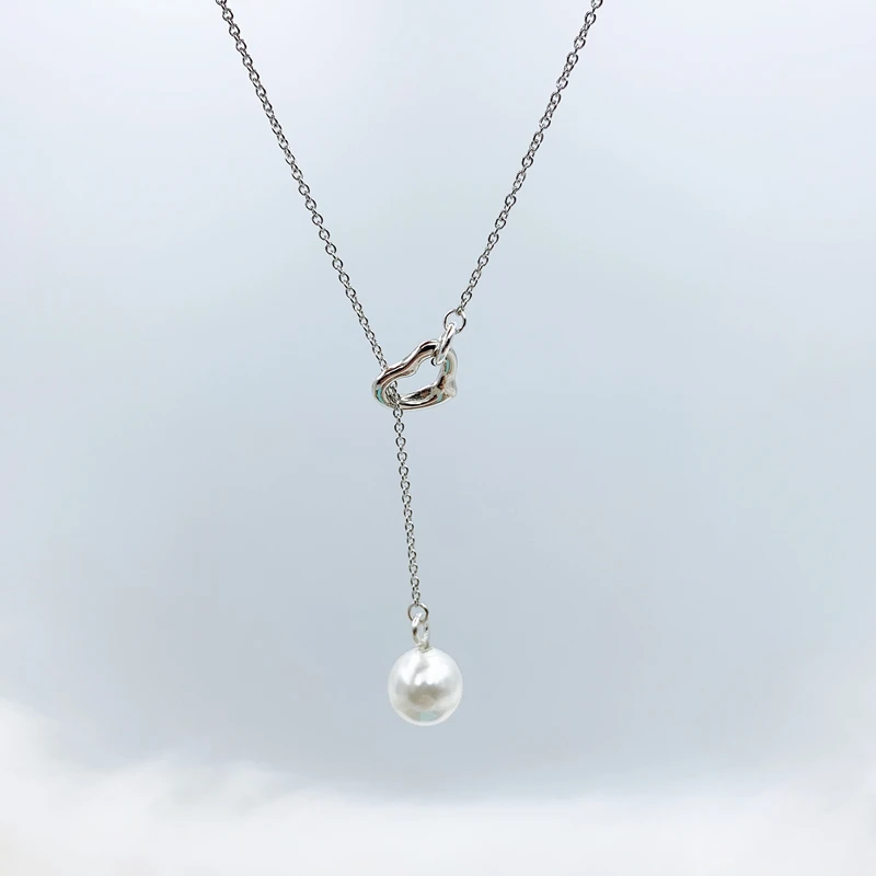 Popular Fashion Ladies Hollow Heart Shaped Pearl Pendant Necklace S925 Sterling Silver High Quality Jewelry Valentine's Day Gift
Popular Fashion Ladies Hollow Heart Shaped Pearl Pendant Necklace S925 Sterling Silver High Quality Jewelry Valentine's Day Gift